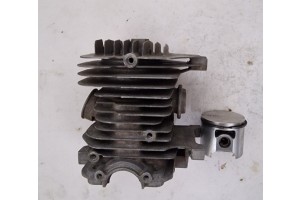 Циліндр бензопила Oleo-Mac GS 350 ,EFCO MT 350 в сборе оригинал