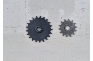 Муравей мотоцикл зірка задня під Иж + передня під Иж (21+14зубів) Росія