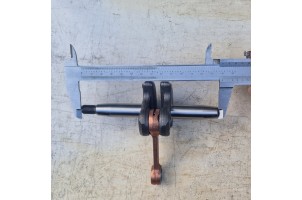 48f 63 сс Колінвал 48мм 63СС мотобур без шпонки зі сторони зчеплення