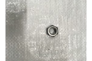 Муравей мотоцикл гайка колінвала