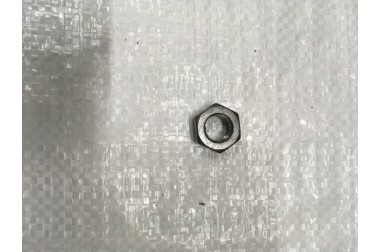 Муравей мотоцикл гайка колінвала