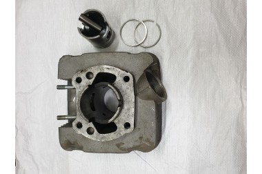 Минск Лідер мотоцикл циліндр з поршнем, кільцем, пальцем завод під Минский глушник